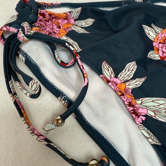 NWT CupShe Bikini Bottom. Size XL - Picture 3 of 5